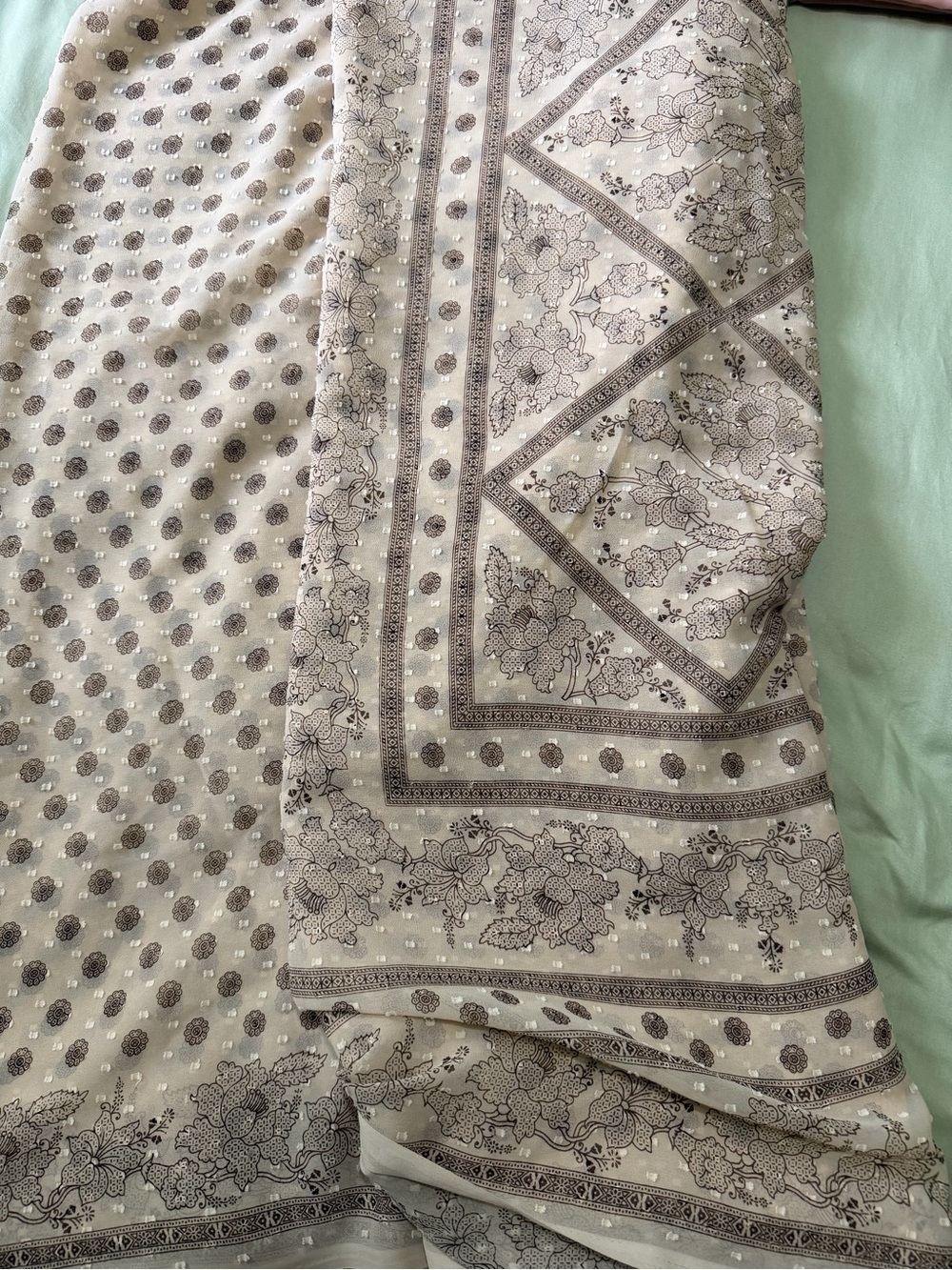 Embroidered Floral Beige and Taupe Saree